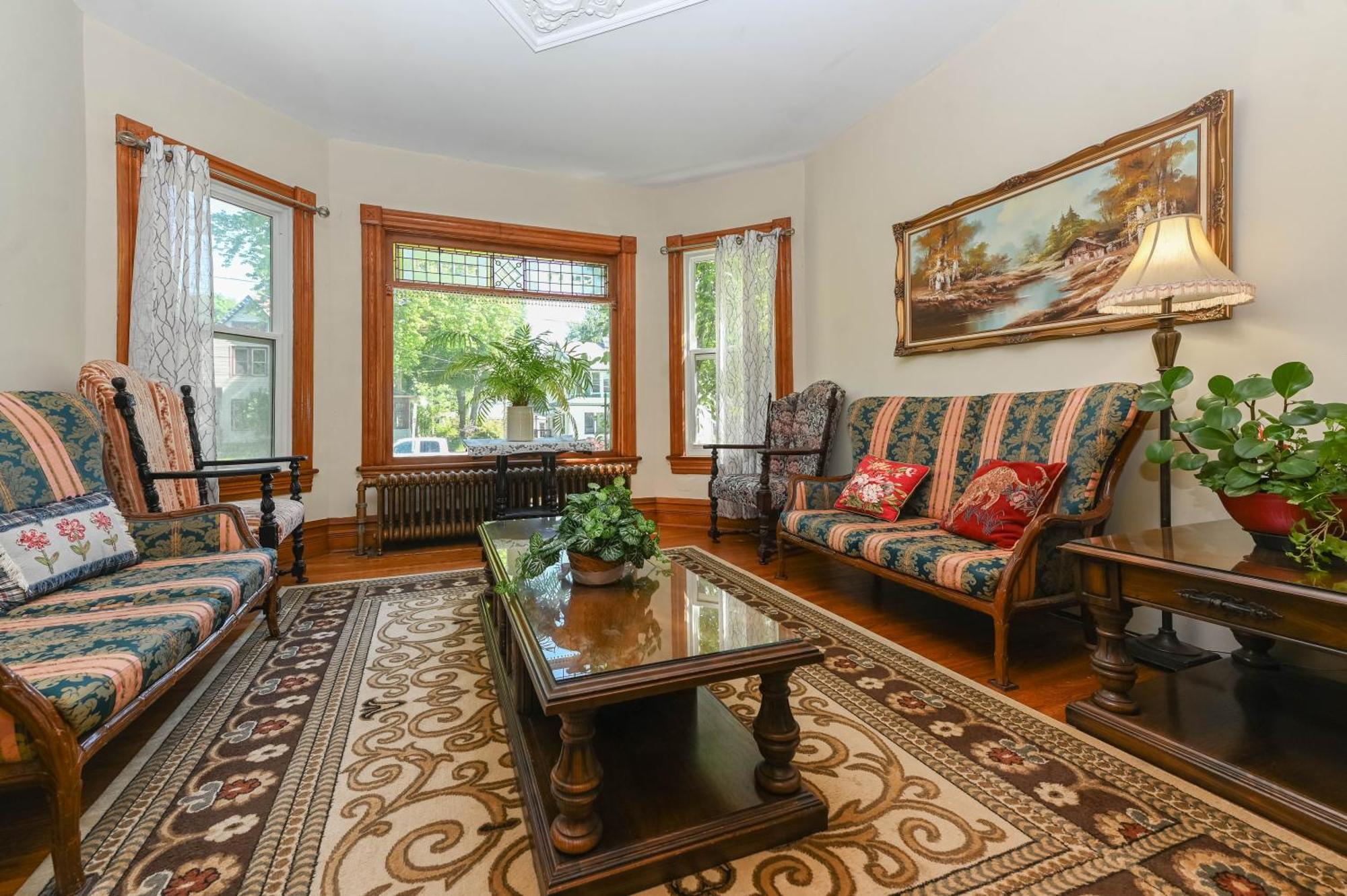 Niagara Inn Bed And Breakfast