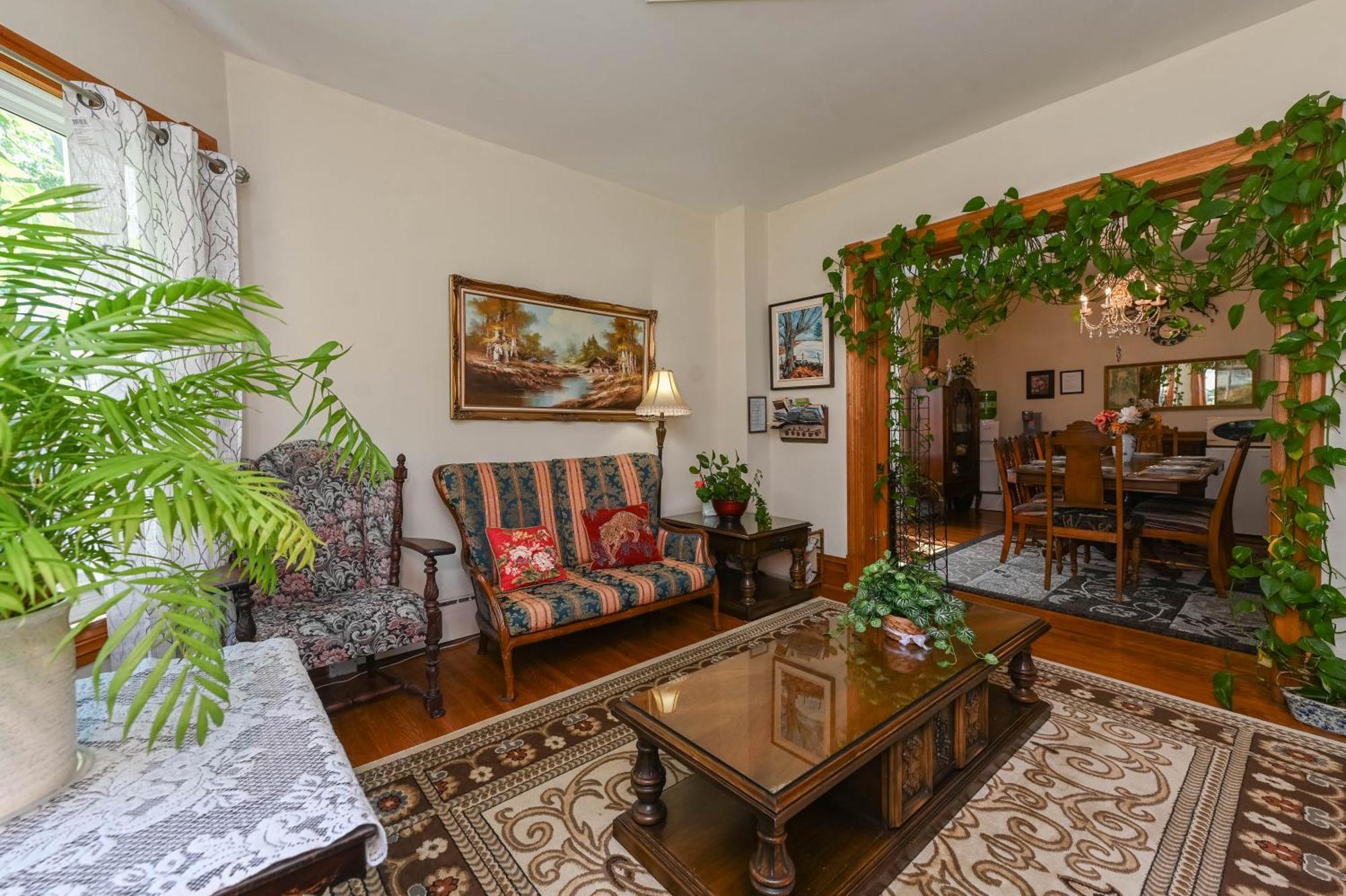 Niagara Inn Bed And Breakfast Bed & Breakfast 3*